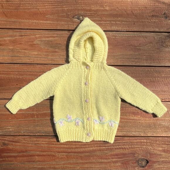 Vintage Hand Knit Baby Sweater 12M Hood Yellow Pink Flowers Cottagecore Cardigan - Picture 9 of 16